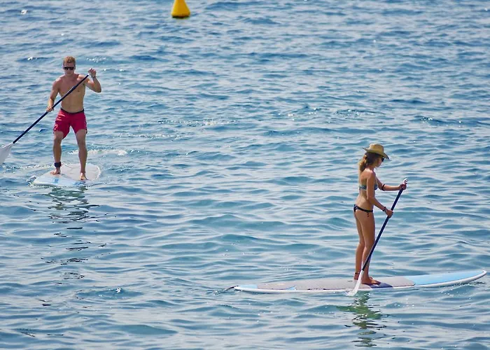 Отель Merce Пинеда-де-Мар