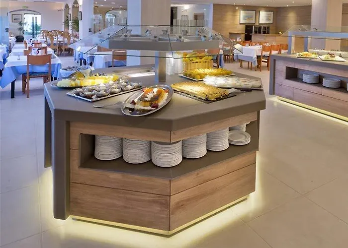 Merce Отель Пинеда-де-Мар