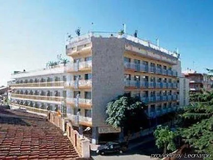 Merce Hotel Pineda de Mar
