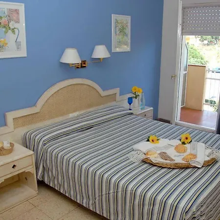 Merce 3* Pineda de Mar